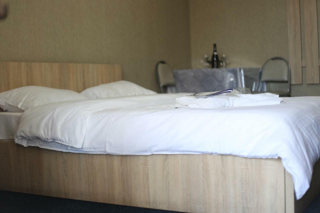 7 Star Bed & Breakfast Tbilisi Exterior photo